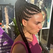 Extension — atelier Mandy's Extension Latina