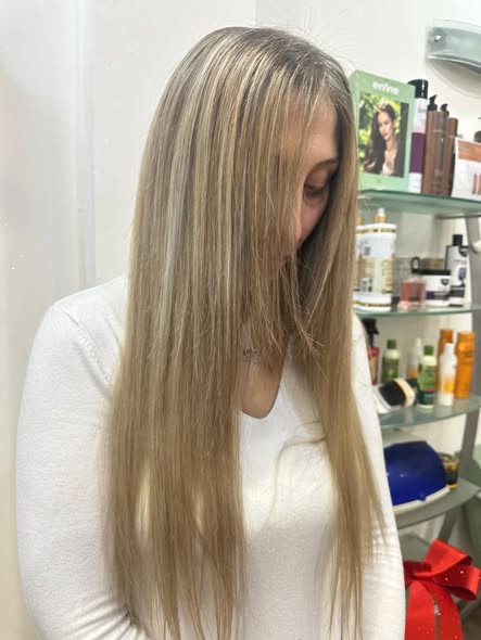 Extension — atelier Mandy's Extension Latina